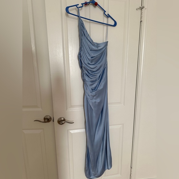 NEW The Sei x revolve Asymmetric Midi Dress in Sky-4 - Picture 7 of 9